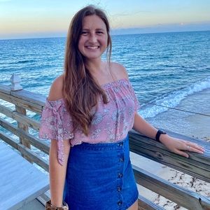 Meet your Posher, Amanda